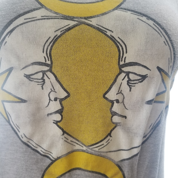 Moon tee - Picture 2 of 2